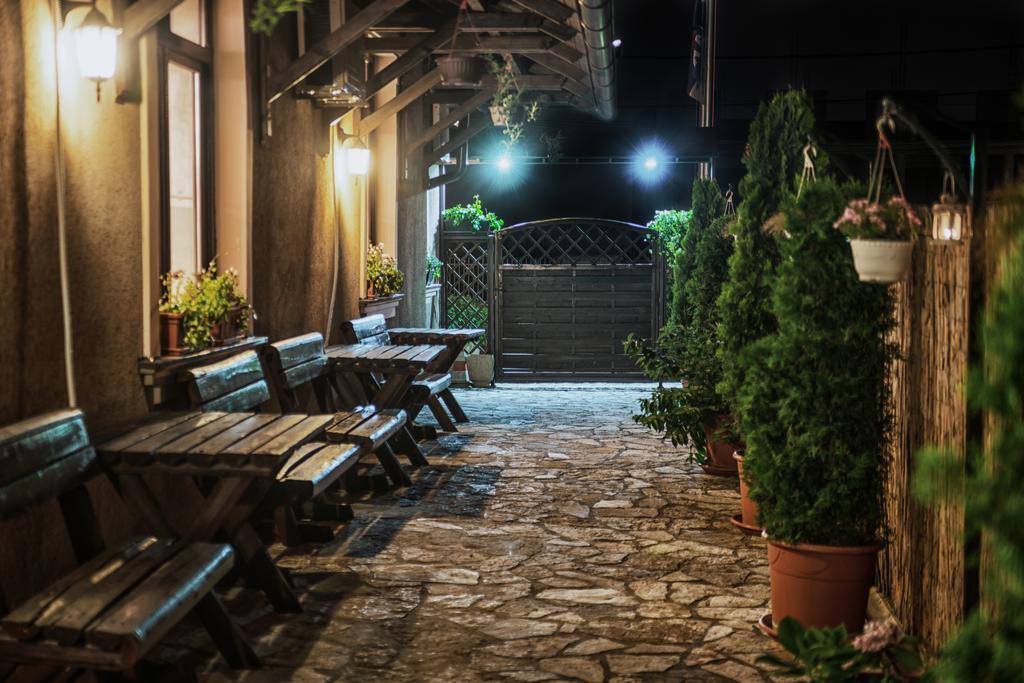 Отель Konak Vukasinovic Белград Экстерьер фото